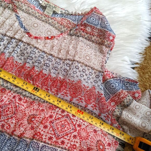 5/$25! One World Boho Sheer Open Shoulder Top - Picture 4 of 10